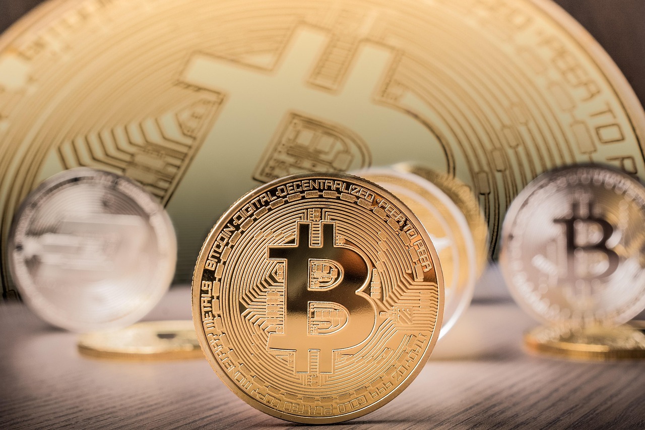 以太坊巨鲸投降！6.5万枚ETH做多仓位昨晚已近全数止损